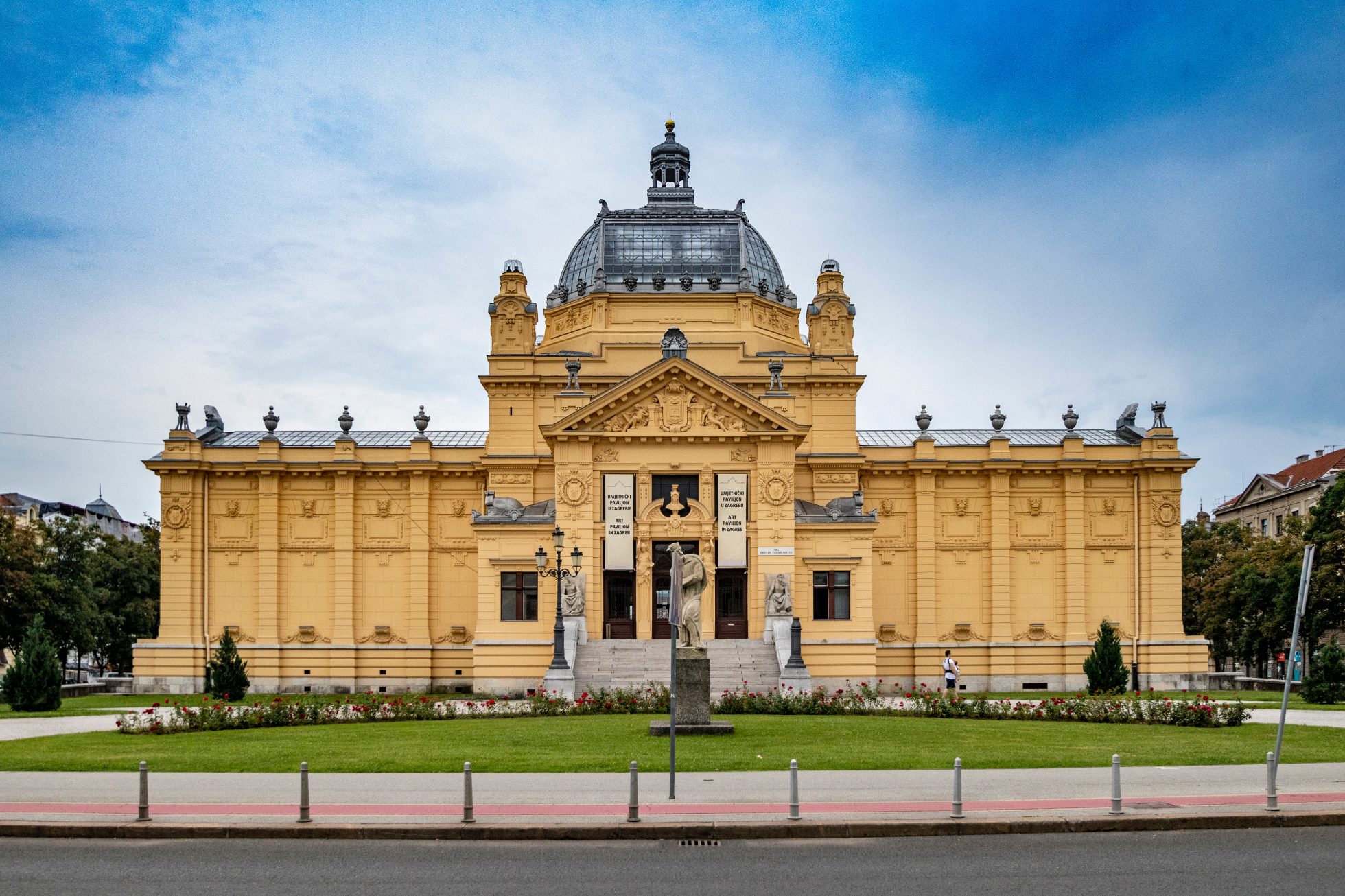 Chorwacki Teatr Narodowy w Zagrzebiu, Zagrzeb atrakcje
