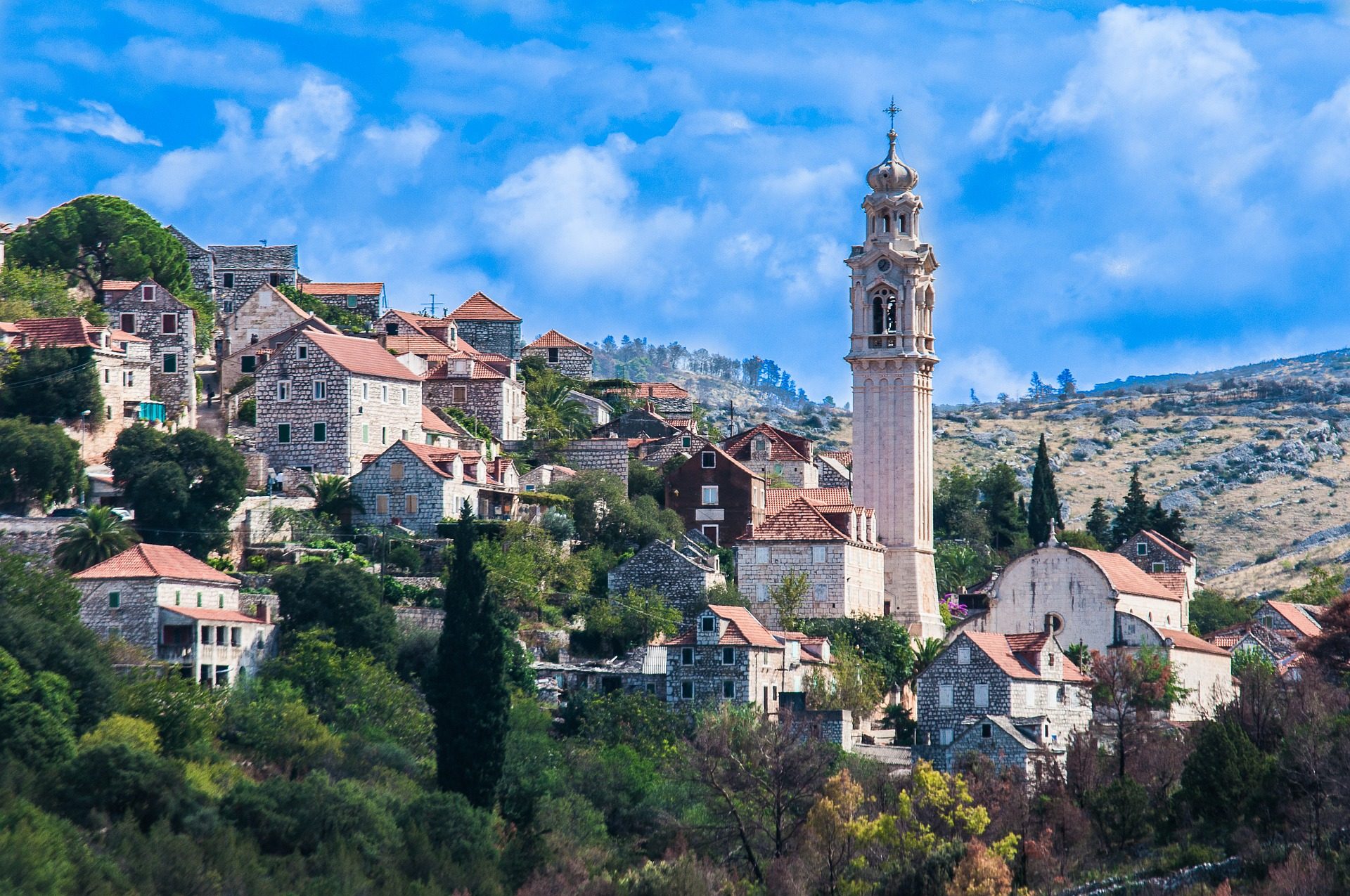 miasteczko Brač na wyspie Brač w Chorwacji