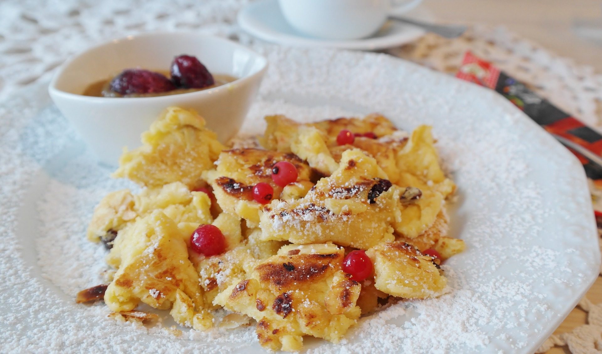 Omlet cesarski, typowe śniadanie w Austrii