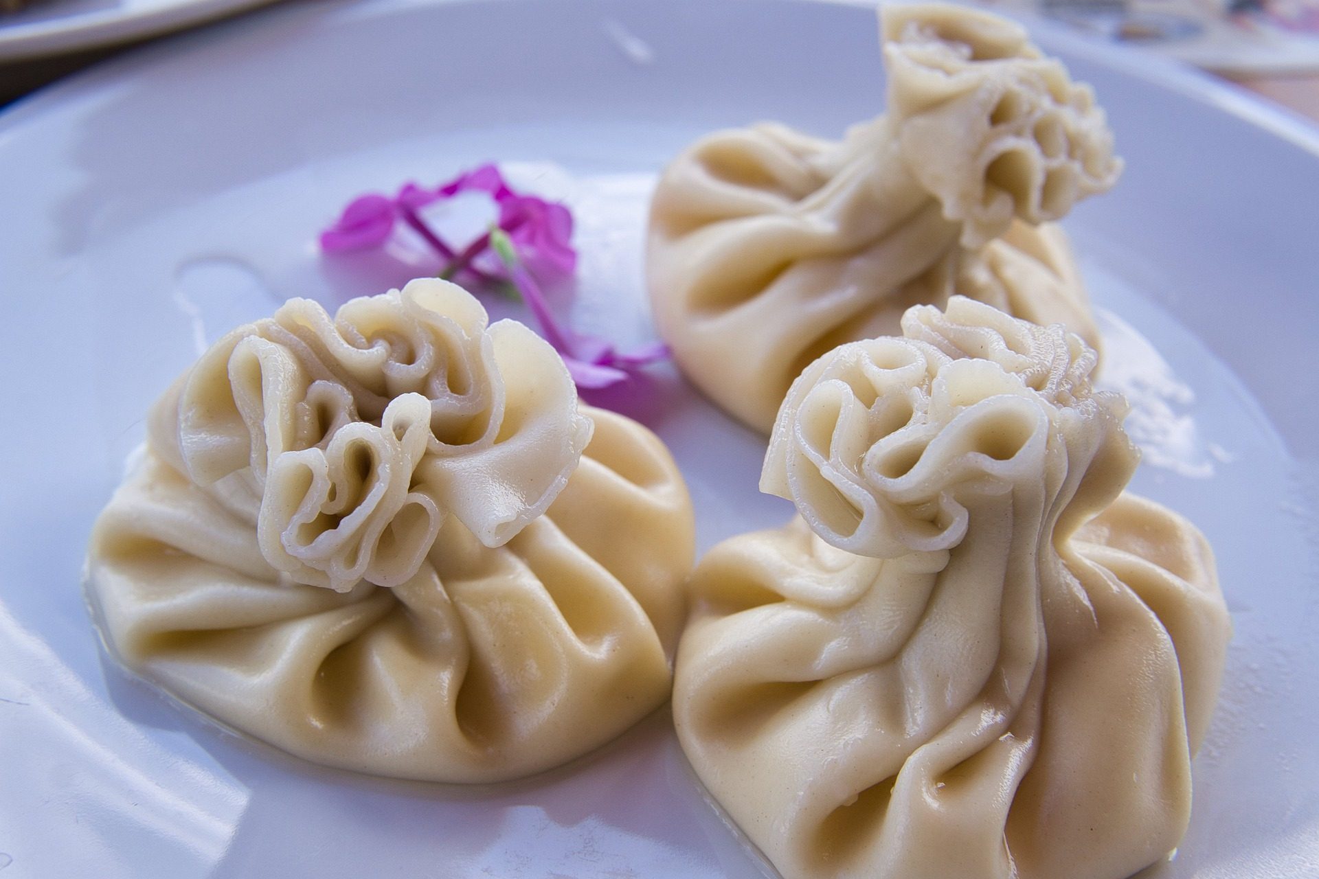 Gruzińskie pierogi chinkali, kuchnia gruzinska