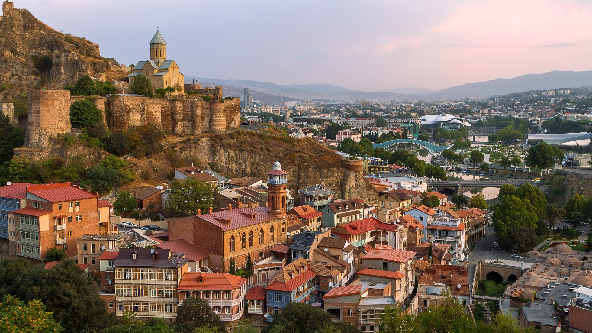 Panorama stolicy Gruzji – Tbilisi.