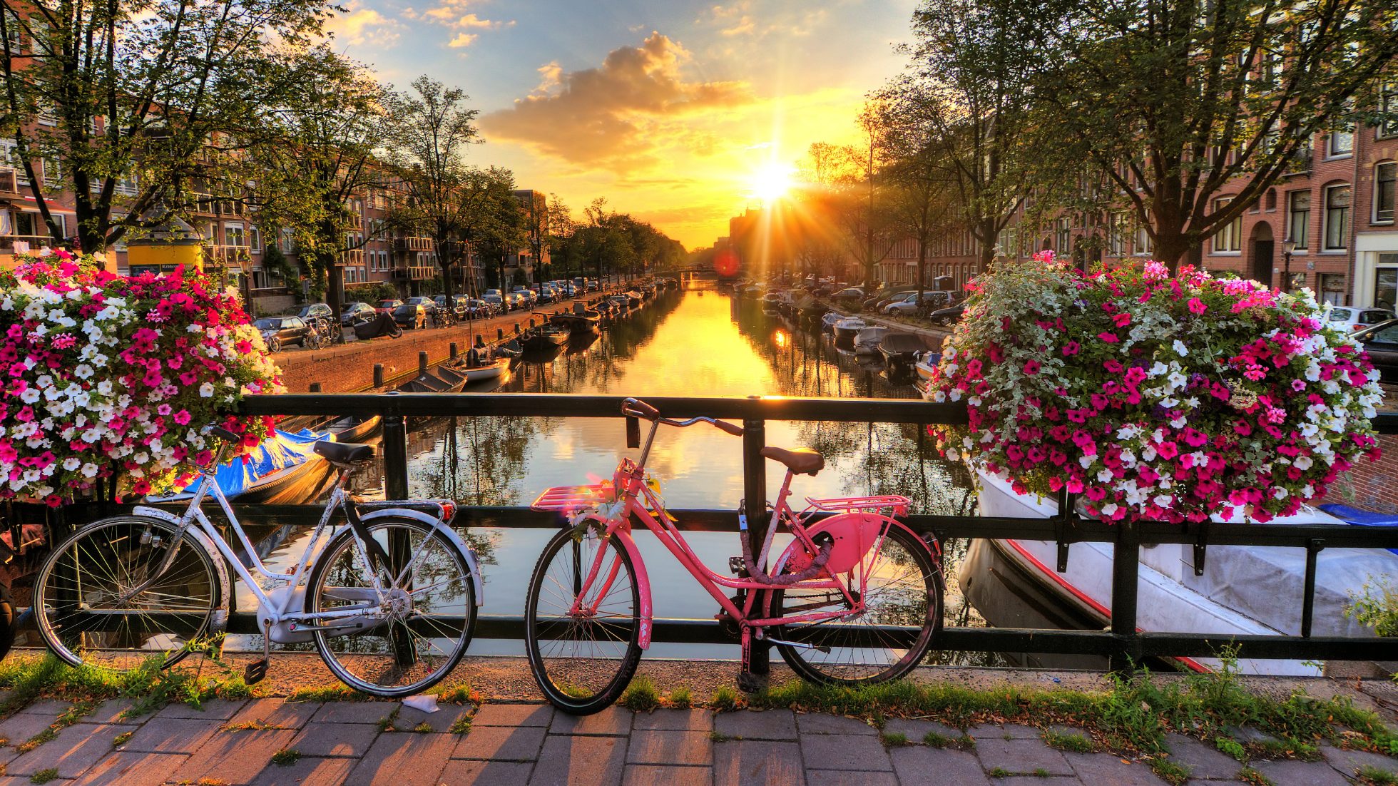 Kanały w Amsterdamie