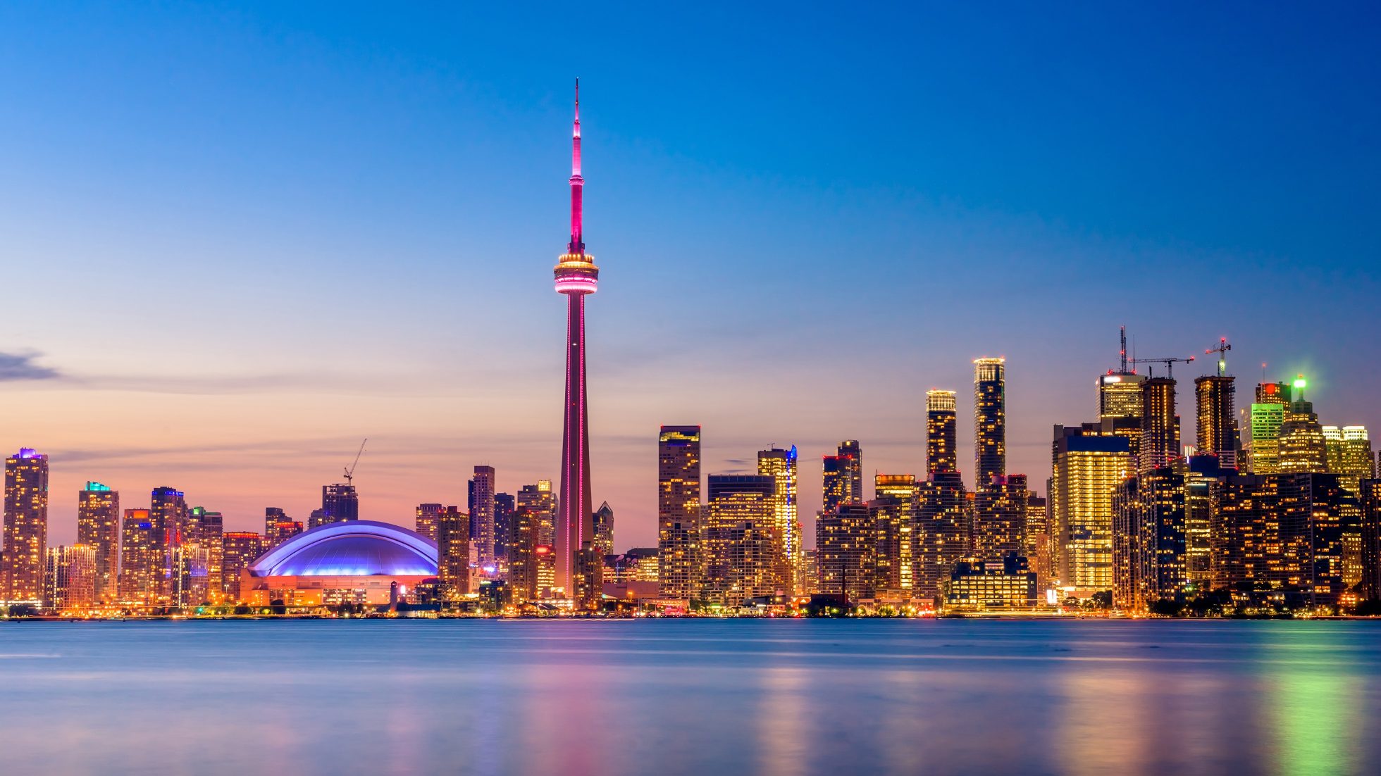 CN Tower w Toronto - loty do Toronto