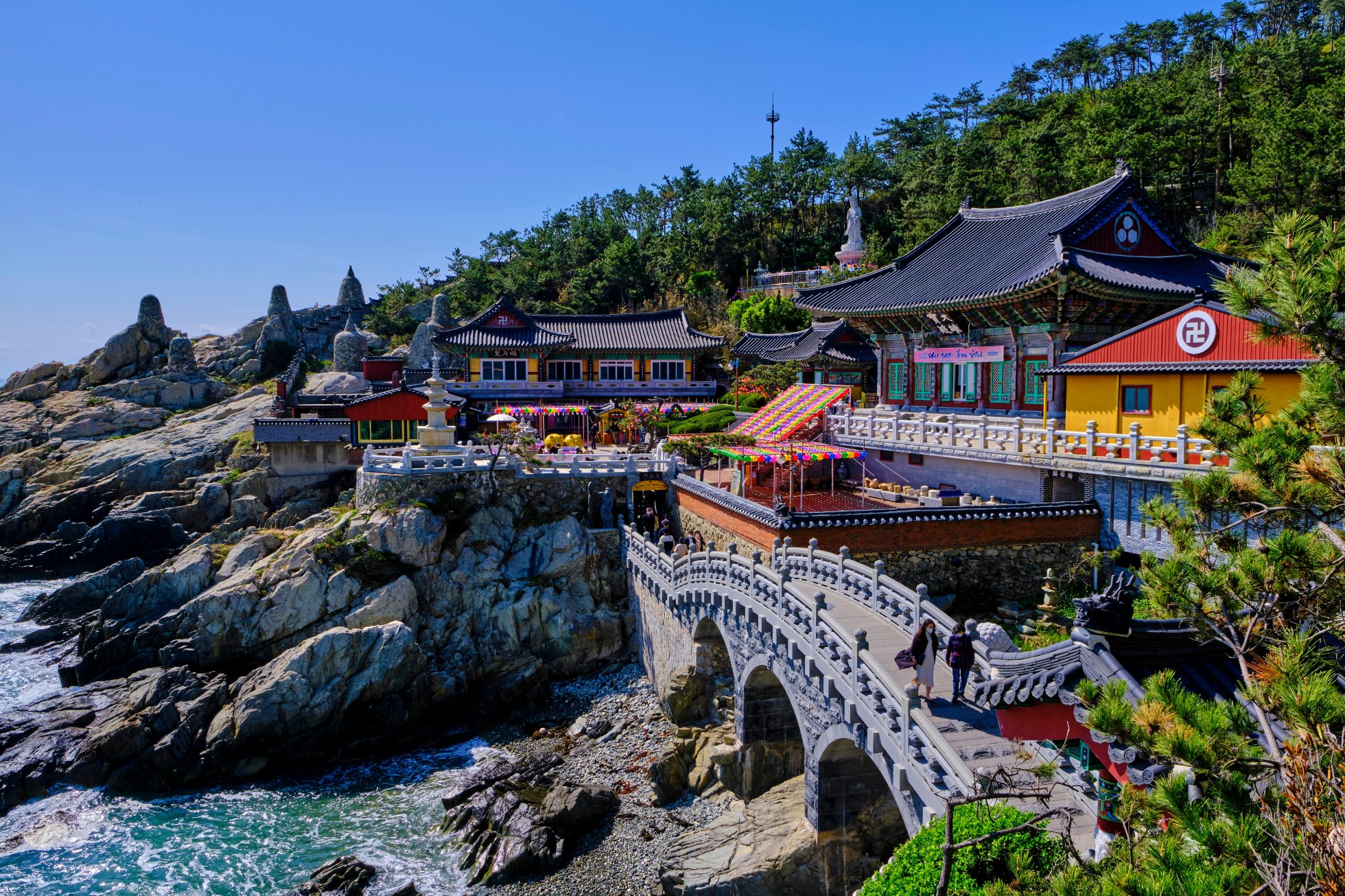 Widok na miasto Busan w Korei Południowej z lotu ptaka.