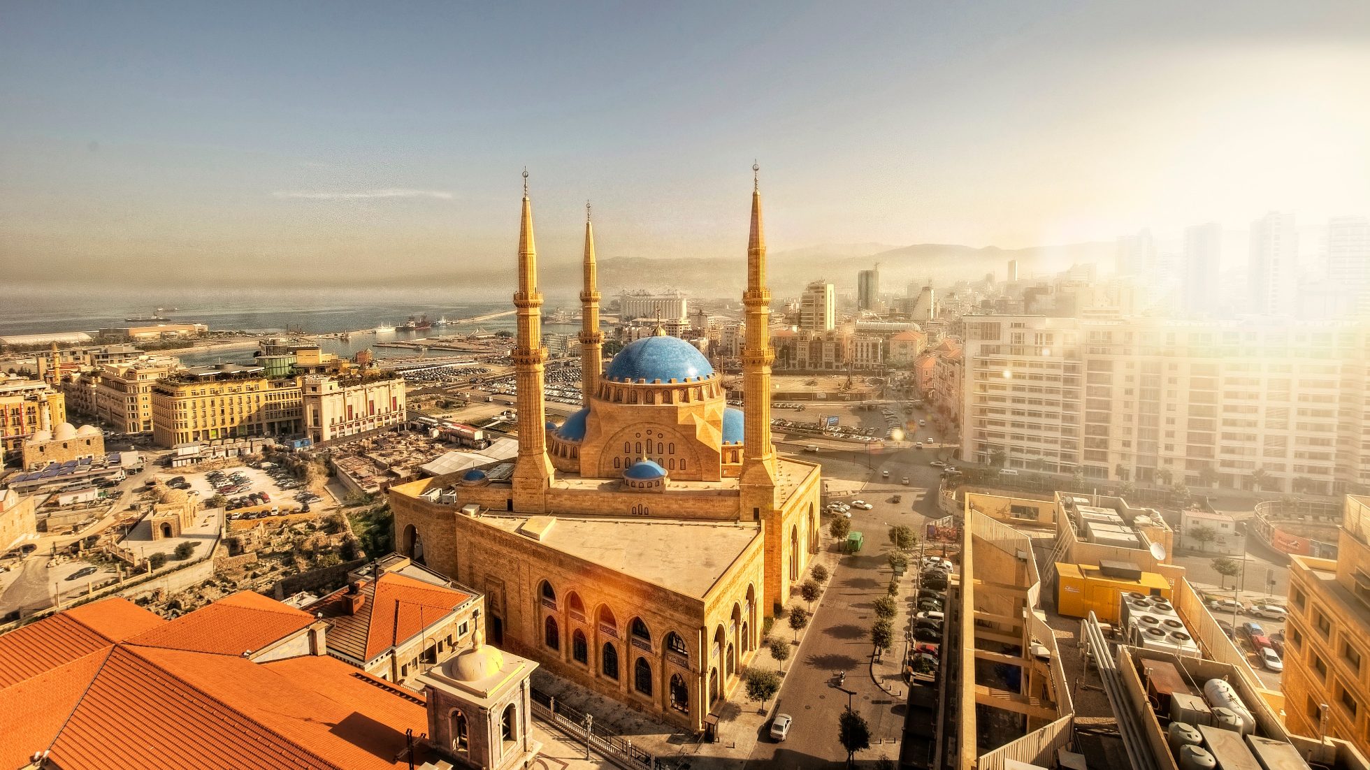 Widok na Bejrut wraz z meczetem Mohammada Al-Amina