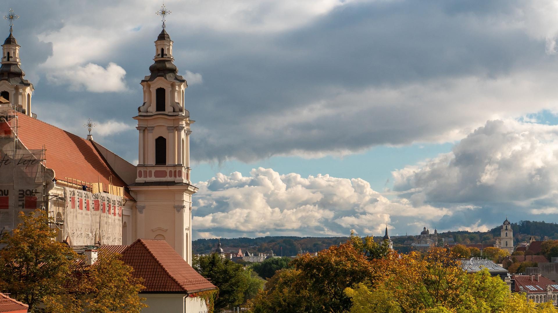 Wilno w jeden dzień to szansa na zobaczenie panoramy miasta ze spektakularnym kościołem św. Kazimierza