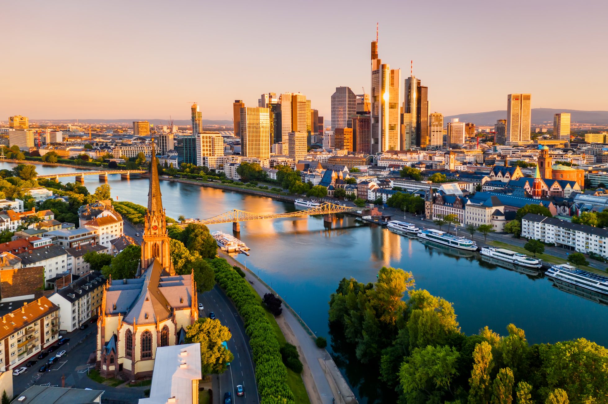 Widok z lotu ptaka na Frankfurt
