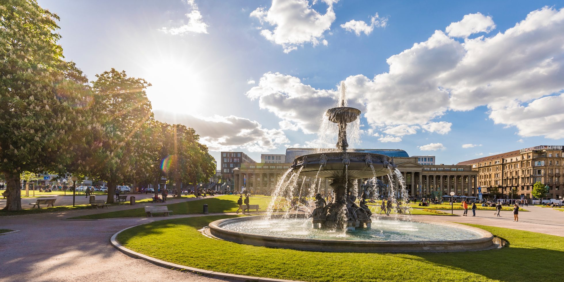 Atrakcje Stuttgartu - Schlossplatz