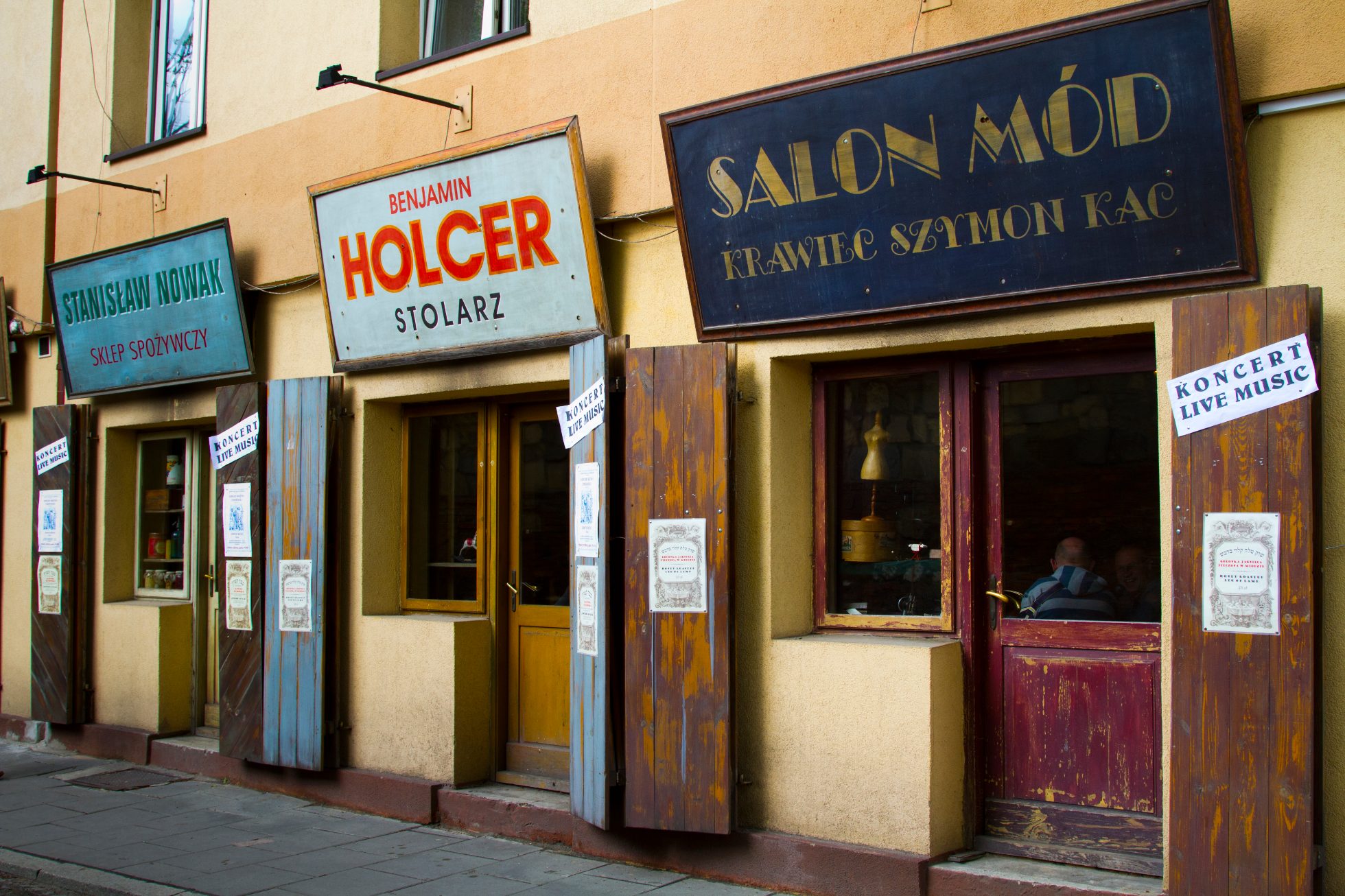 Polska, Kraków, restauracja w dzielnicy Kazimierz, kultura żydowska w Krakowie