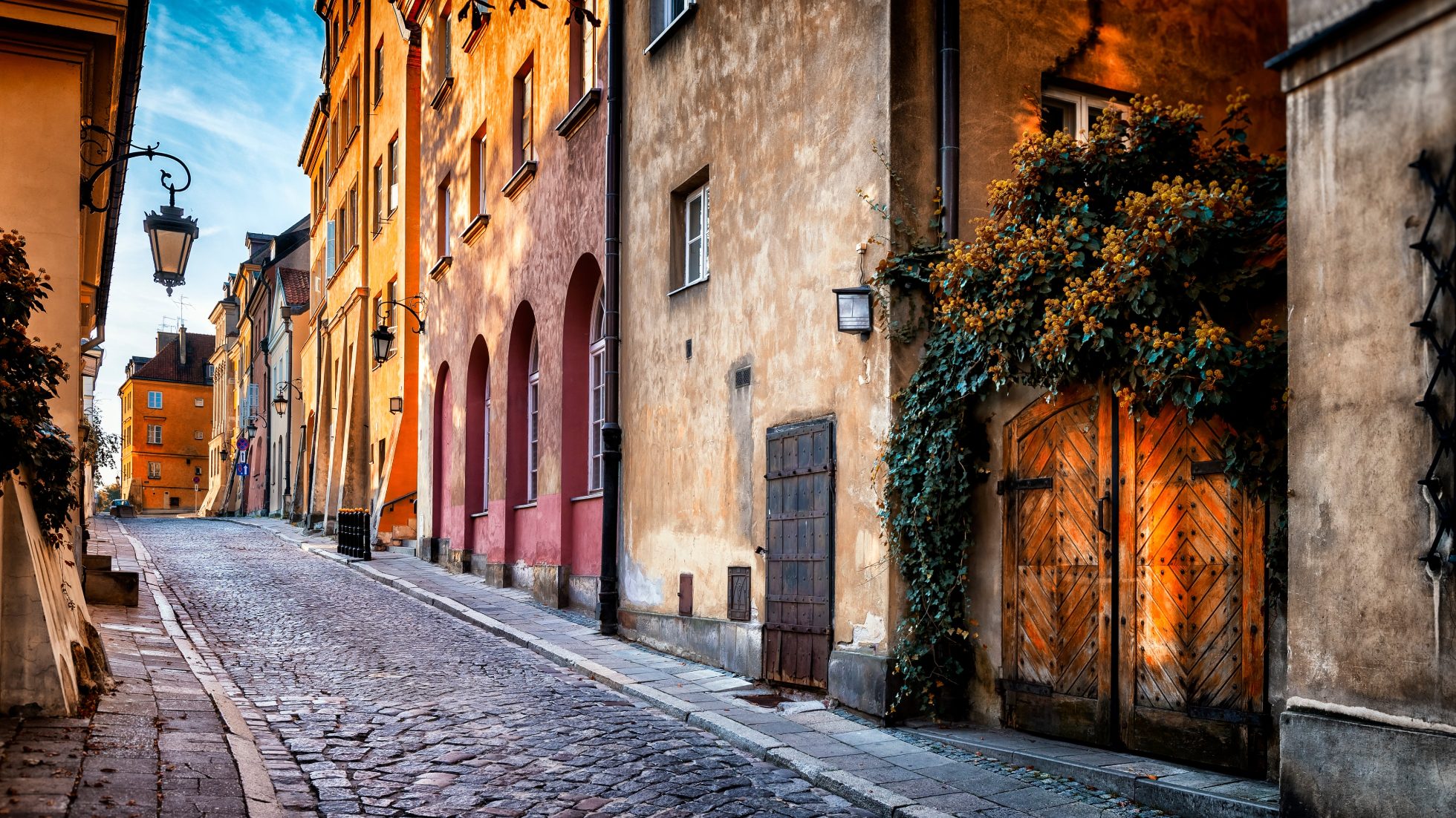 Stare miasto, Warszawa. Loty z Wrocławia do Warszawy
