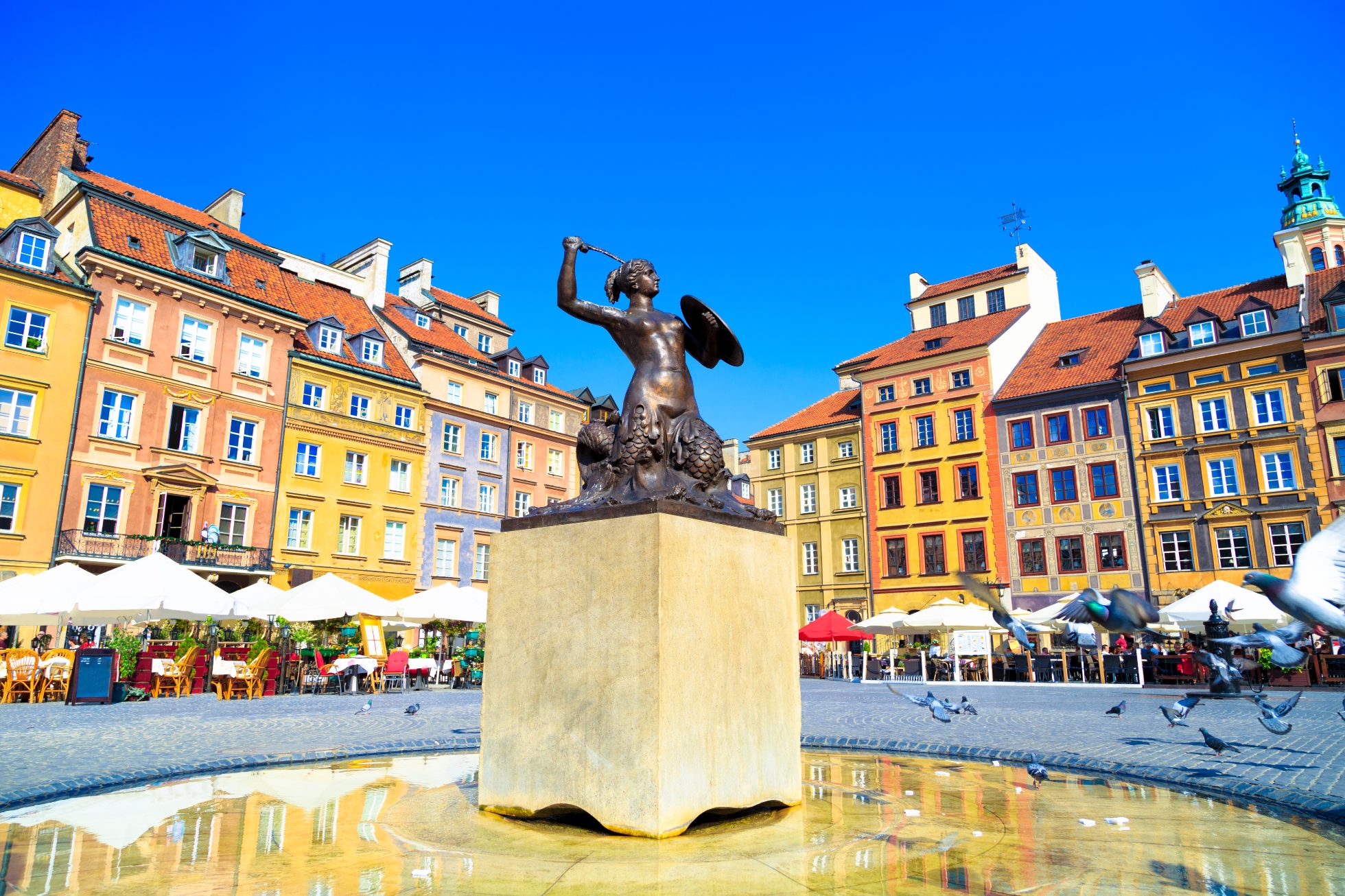 Rynek Starego Miasta w Warszawie z pomnikiem Syrenki, atrakcje Warszawy