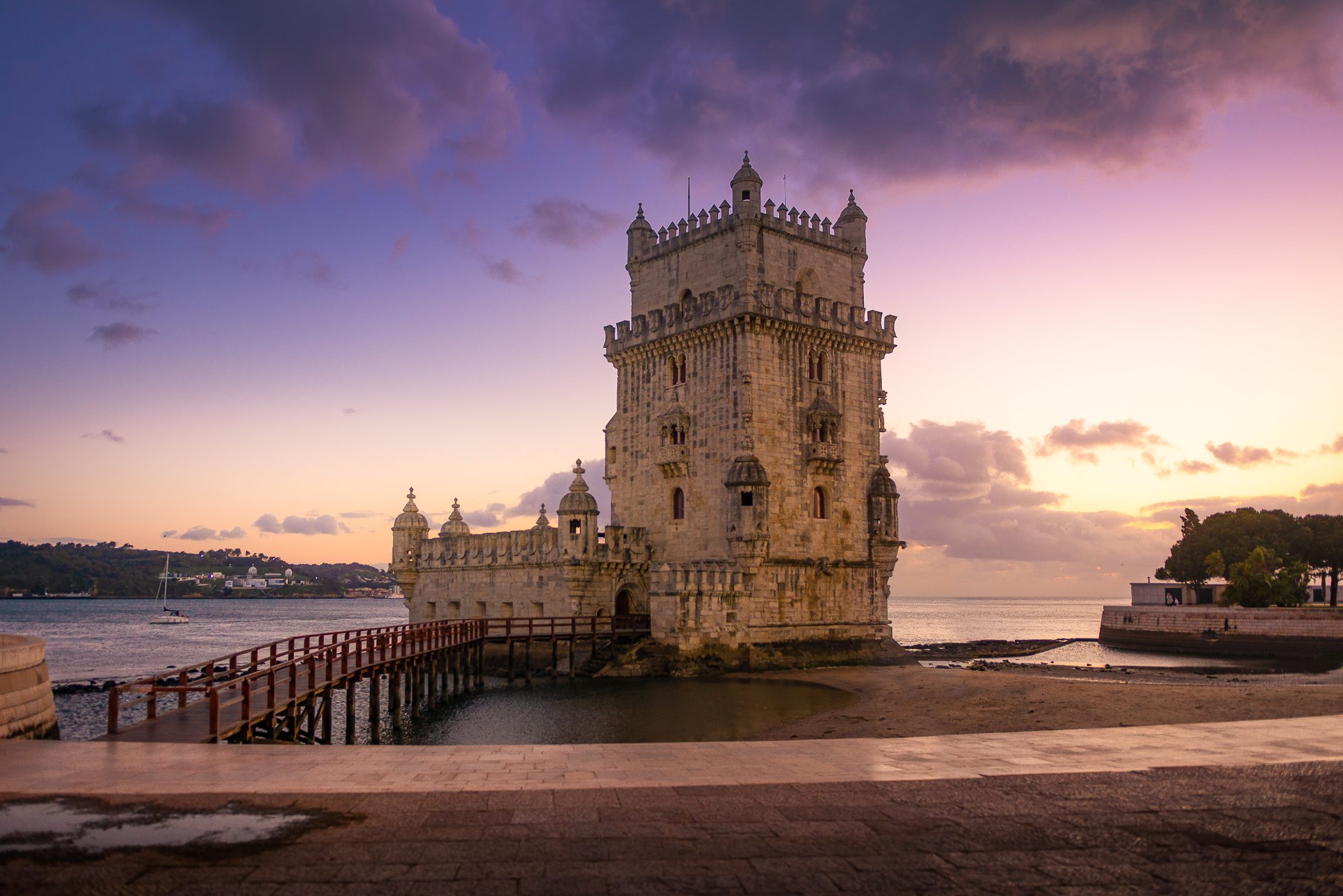 Wieża Belem o zachodzie słońca, Lizbona atrakcje