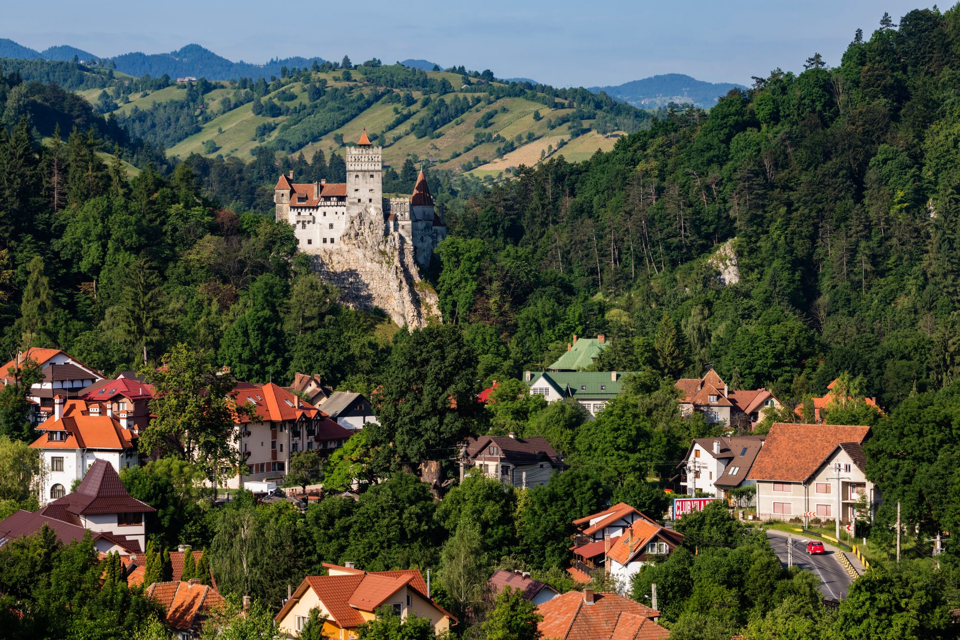 Domy i zamek w Bran - gdzie polecieć na początku roku?