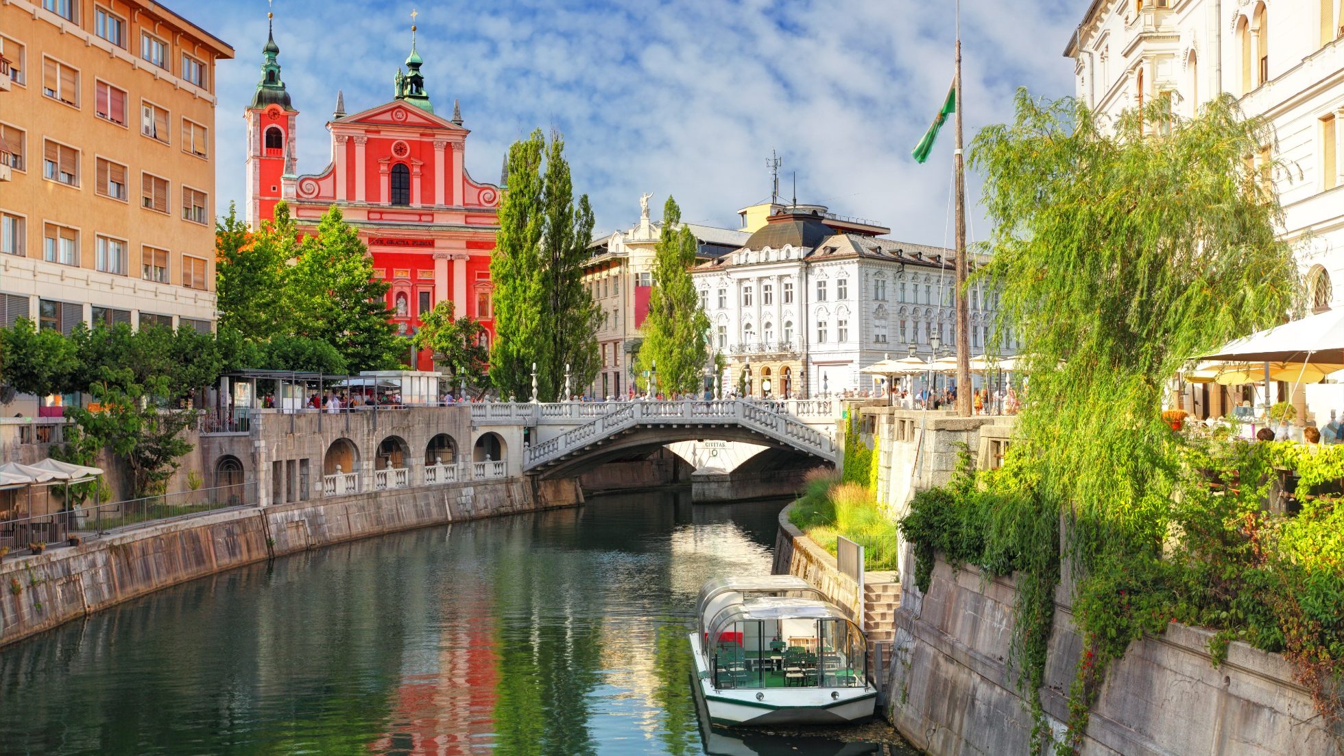 Rzeka Ljubljanica przepływająca przez Lublanę