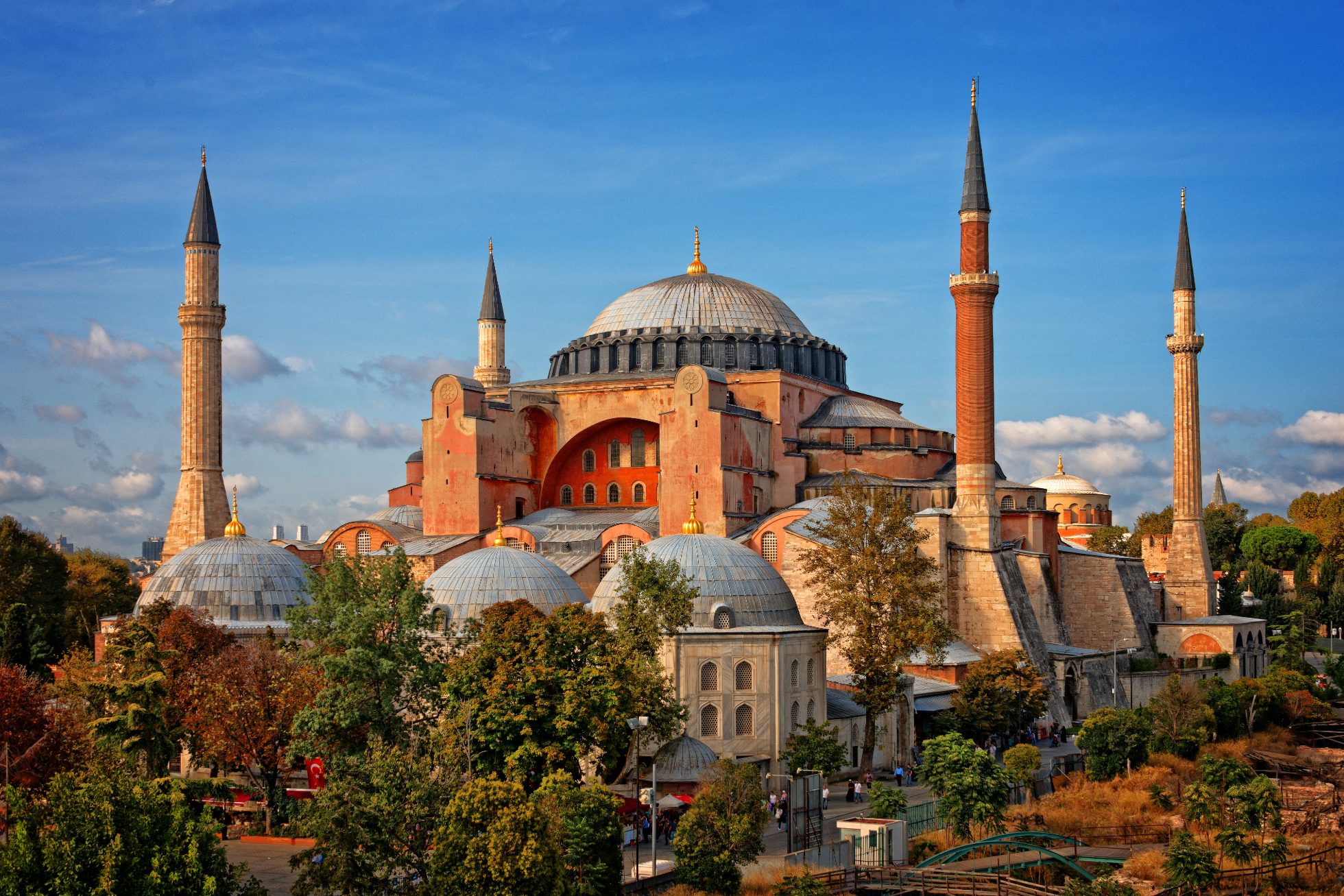 Najsłynniejszy meczet świata - Hagia Sophia. Największa atrakcja Stmabułu