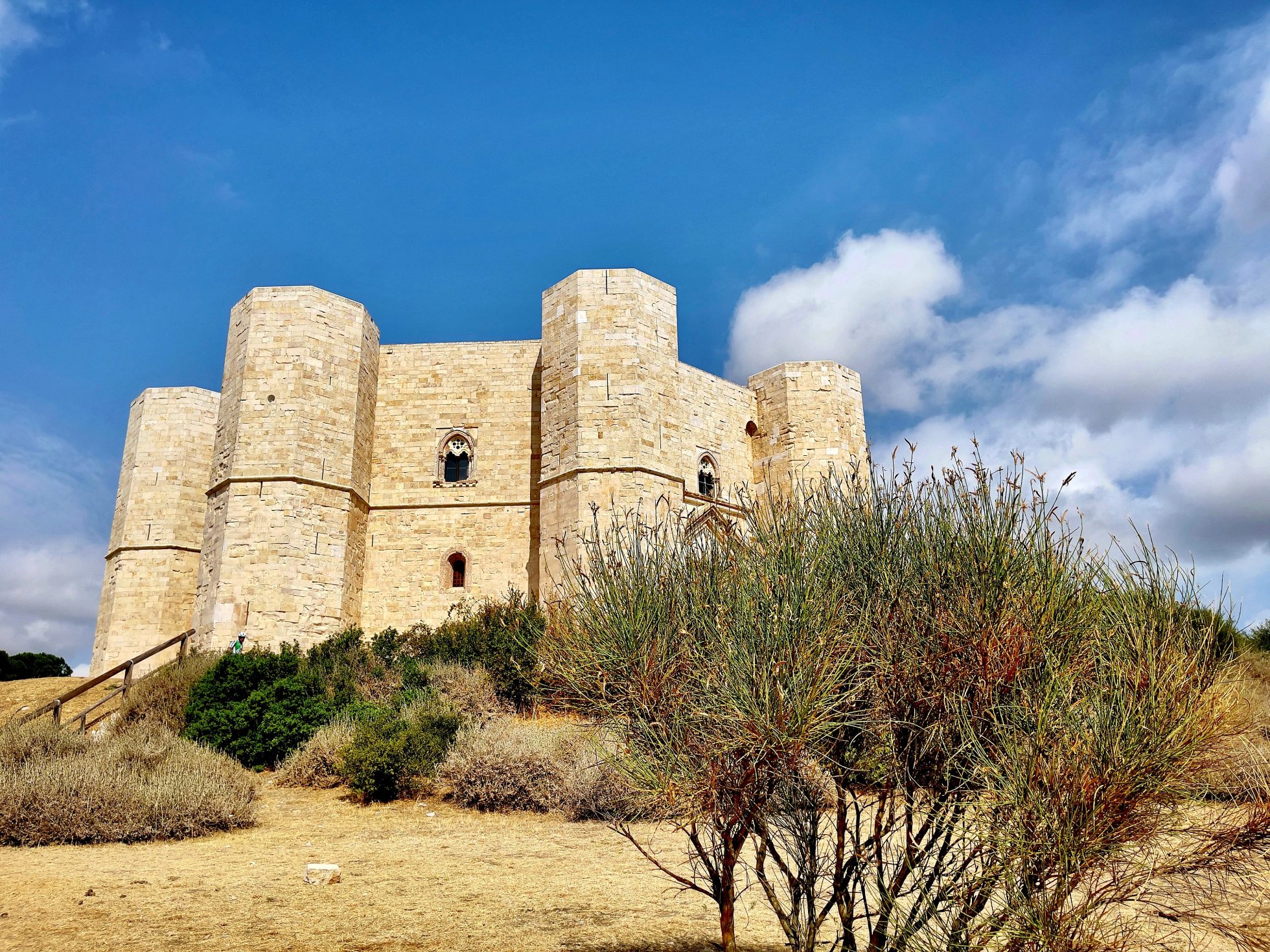 Castel del Monte we włoskiej Apulii