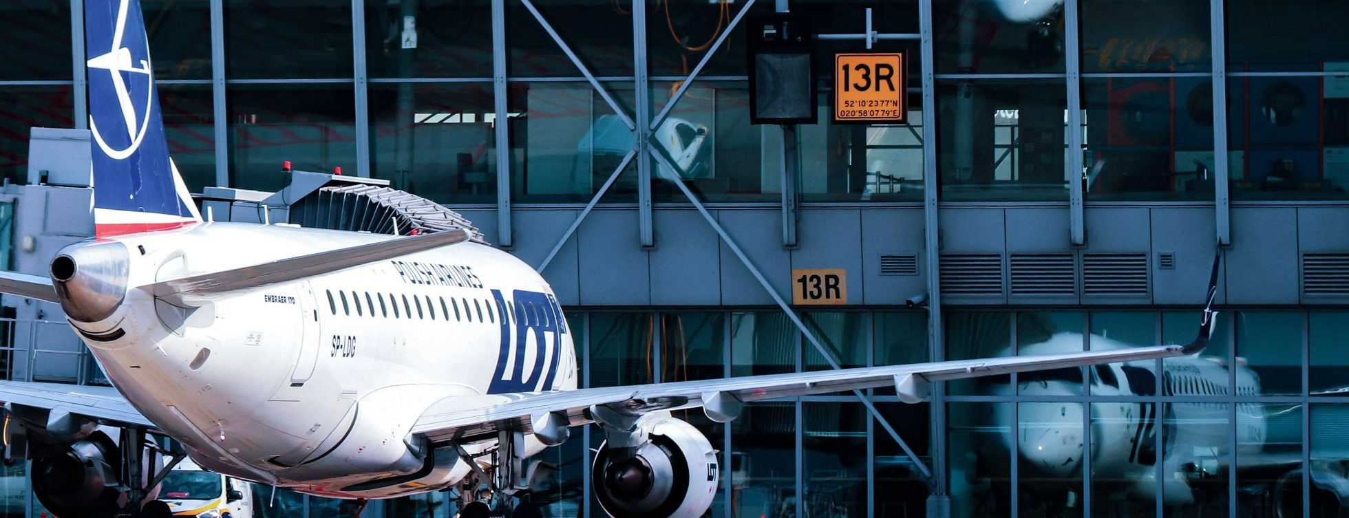Embraer 170 at the airport 
