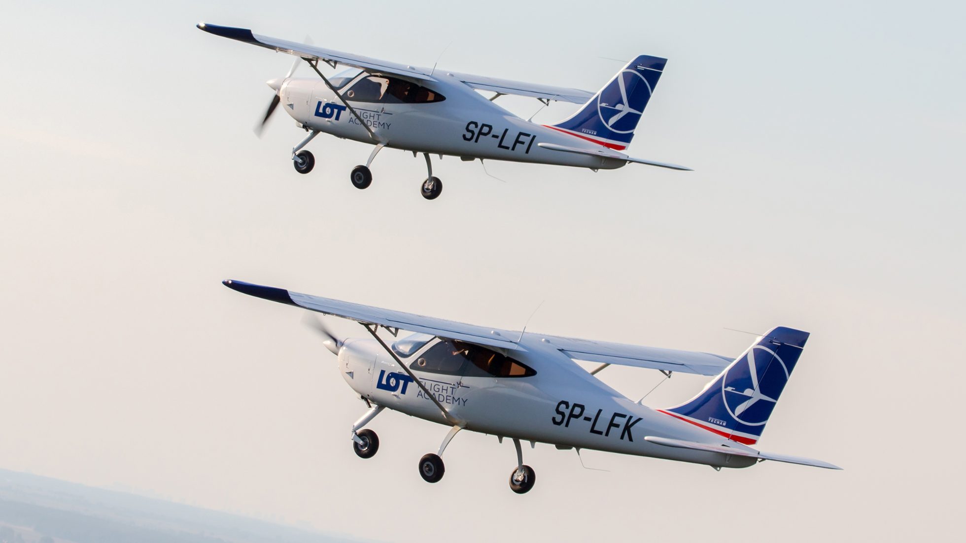 Samoloty SP-LFK w trakcie lotu