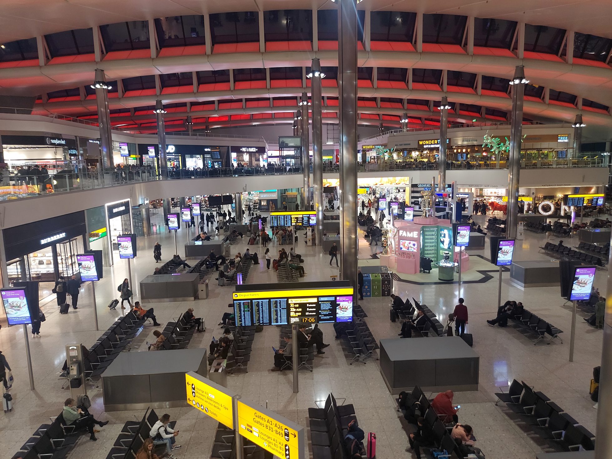 Terminal na lotnisku Londyn-Heathrow